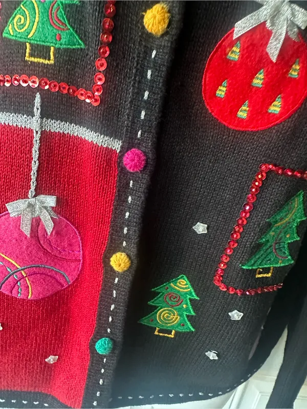 Vintage Karen Scott Holiday Cardigan Black Red Embroidered Ornaments M - Image 5