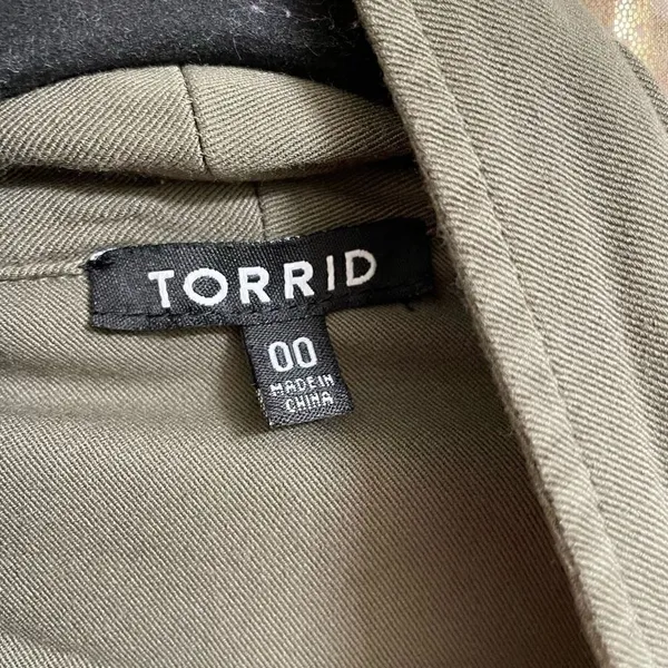 Torrid Army Green Light Weight Drape Front Anorak Top 00 Medium/10 - Image 5
