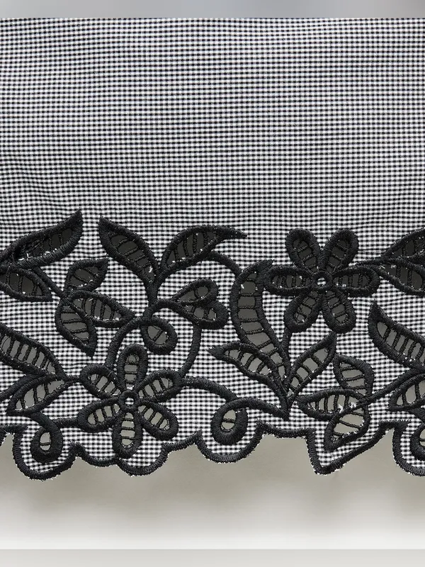 J.Crew Black & White Micro Gingham Floral Embroidered 100% Cotton Poplin Top 00 - Image 4