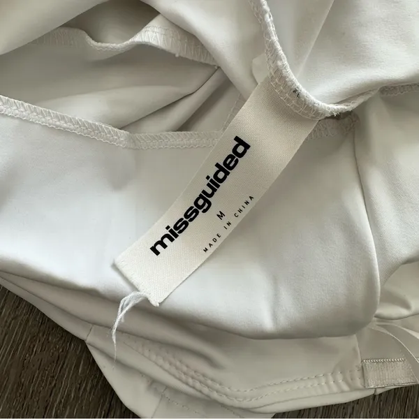 Missguided Bandeau Crop Top - Image 4