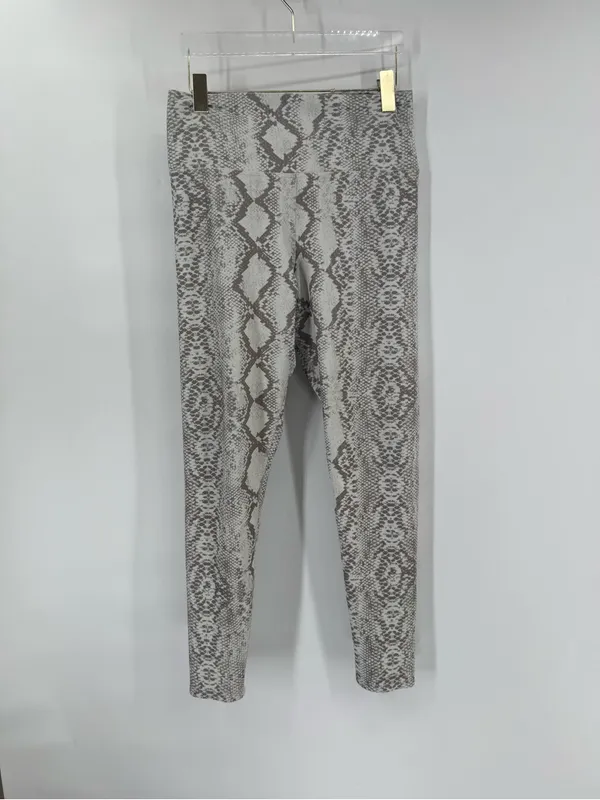 BEACH RIOT snake print Ayla Leggings size‎ large - Image 3