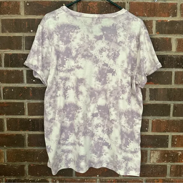 West Loop Lavender Tie-Dye V-Neck Tee - Image 4