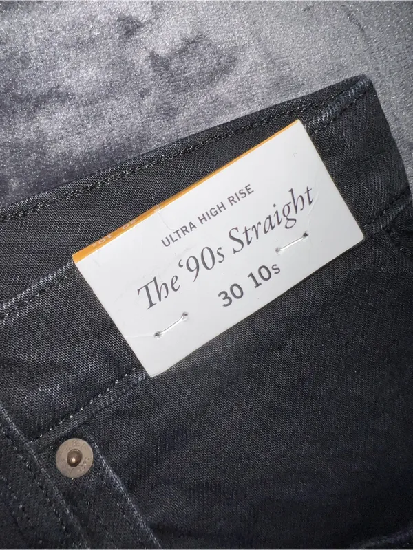 Abercrombie & Fitch Ultra High Rise 90s Straight Jean in No Fade Black Size 30 - Image 13