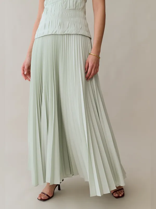 NWT o.p.t Ada Dress size 4 seafoam green strapless pleated maxi Few Moda - Image 5