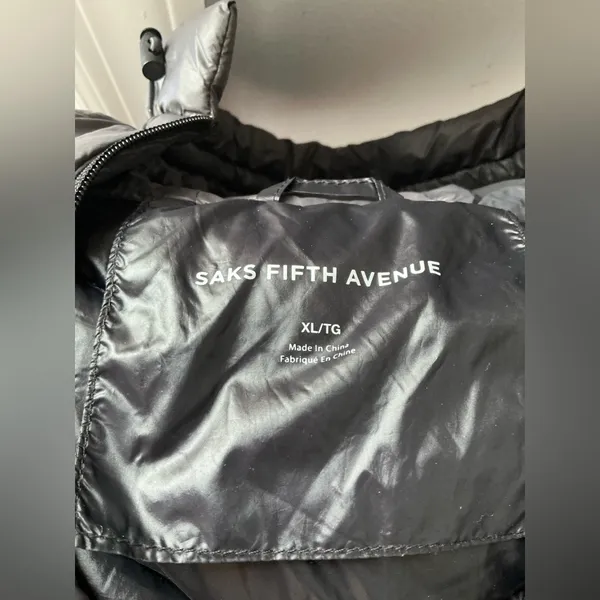 SAKS FIFTH AVE puffer coat 🔥🔥 - Image 9