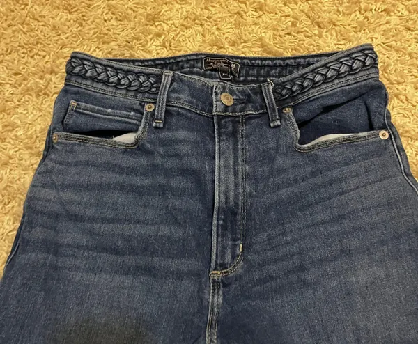 Abercrombie And Fitch Curve Love High Rise Super High Rise Ankle Jeans Size 6L - Image 4