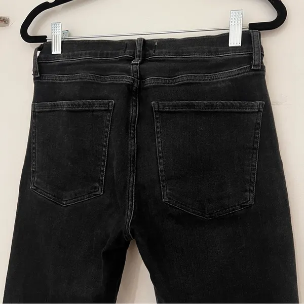 AGOLDE Sophie Mid Rise Ankle Jean in Shout Wash (Black) - Image 6