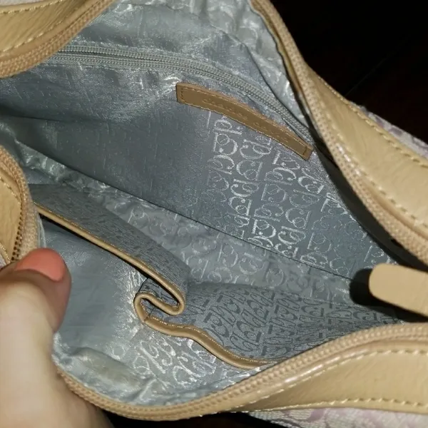Charles David monogram purse pink - Image 3
