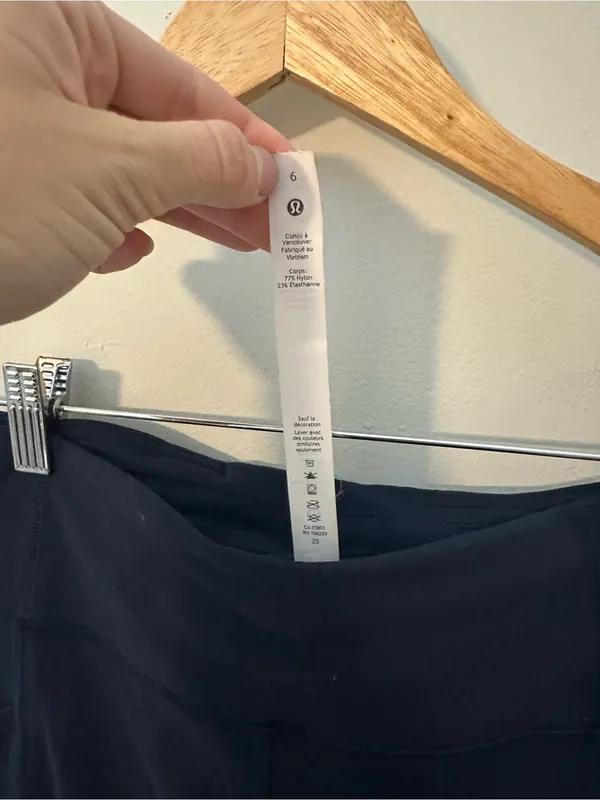 Lululemon Invigorate high rise crop leggings navy 17” - Image 5