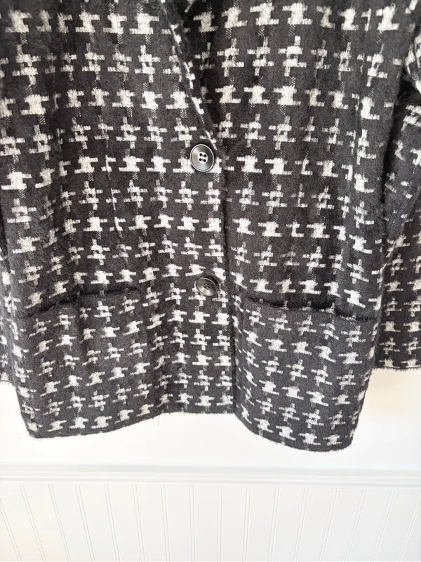 NVLT Fuzzy Knit Houndstooth BlacK White Two Button Blazer Jackets medium small - Image 4