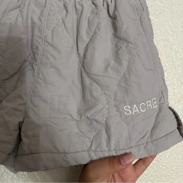 Sacre grey Sand Puffer Outdoor Athletic Athletic quilted Shorts Size XS Gray - Image 5