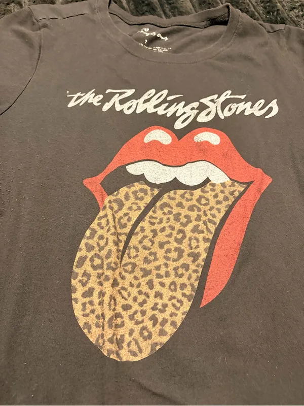 the Rolling Stones Black Tee with Red Lips and Leopard Tongue - Image 2