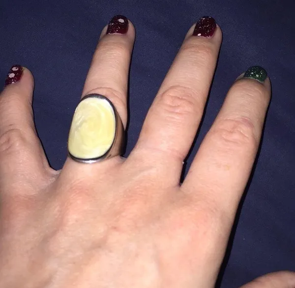 2 rings: 1 White Swirl & 1 Teal Iridescent Swirl Ring size 7.5 - Image 4