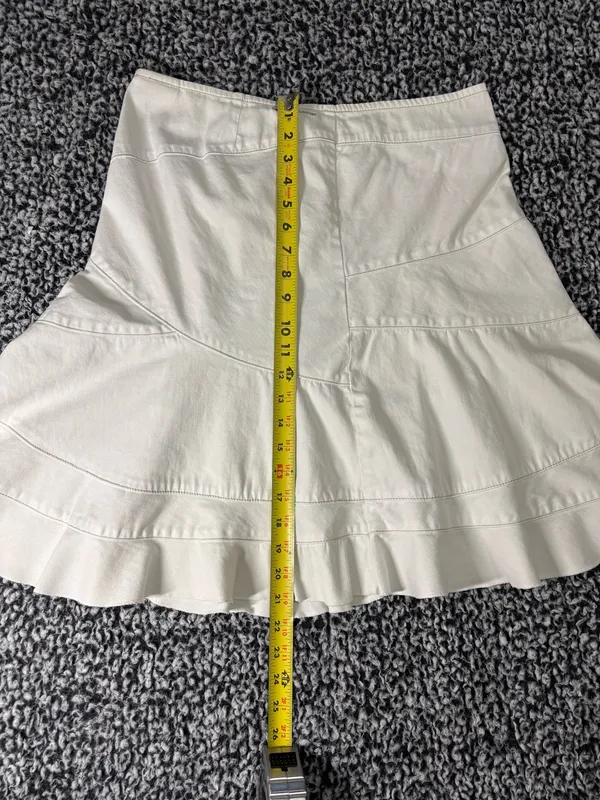 DKNY White Denim Ruffled Mini Skirt Paneled A-Line High Waisted Size 8P 100% Cotton - Image 4