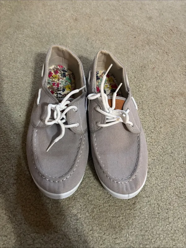 Women's Casual Canvas Boat Loafers in Light Taupe - Image 2