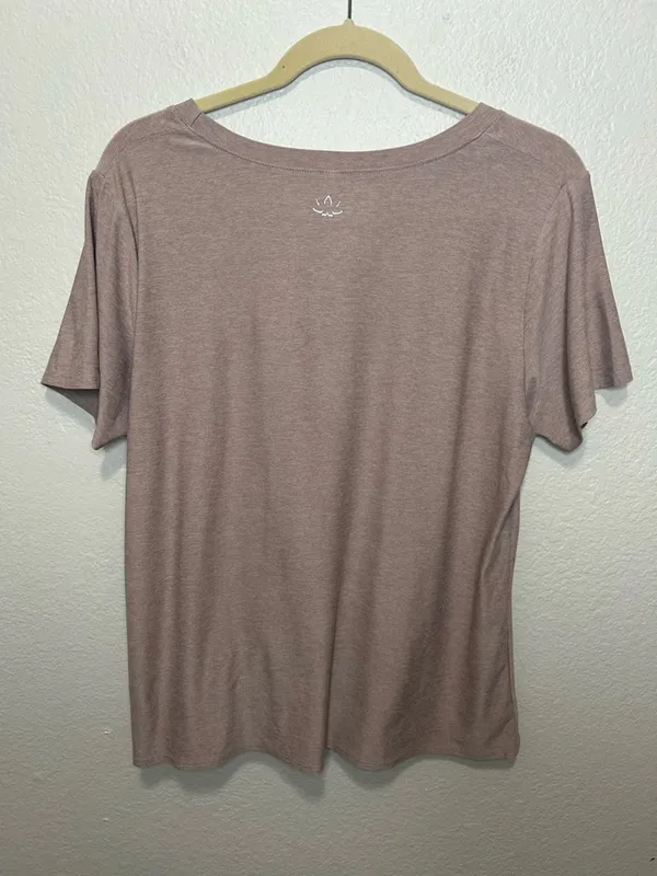 Beyond Yoga Heathered Mauve Soft Modal Side Tie Tee Estimated Medium Comfy - Image 2