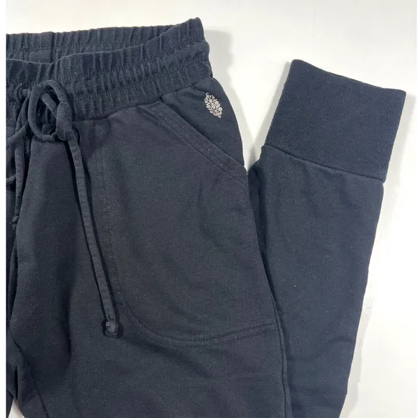 FP Movement Small Sunny Black Skinny Jogger Sweatpants EUC Yoga‎ Gym Loungewear - Image 3