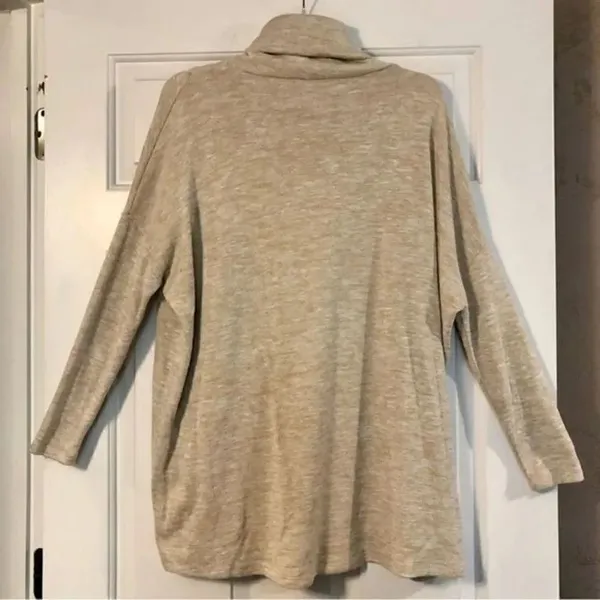 Wonderland by Orange Wrap Crowl Neck Sweater Size Small - Image 4