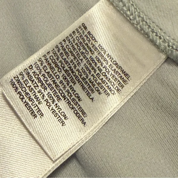 The North‎ Face Women's White and Gray Ski Jacket - Image 10