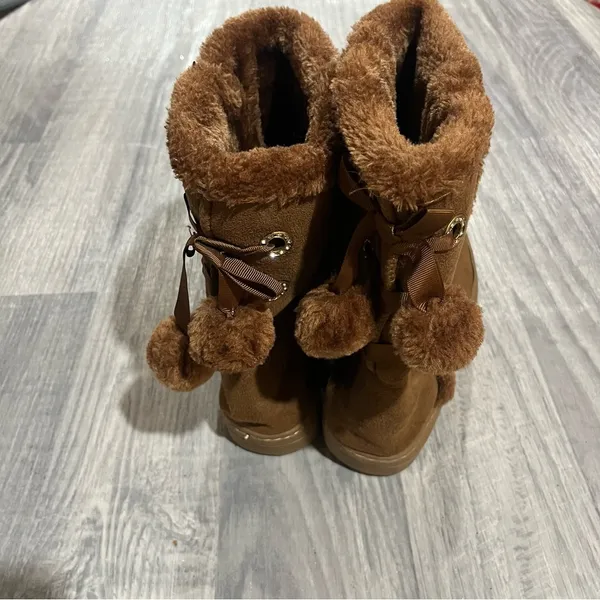 No Brand, Generic of Ugg Boots; Tan with Criss cross Bow with Pom Poms 9 Women’s - Image 9