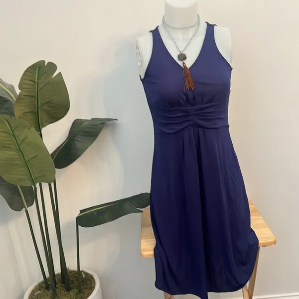 Loft mid length blue dress size 0 - Image 2