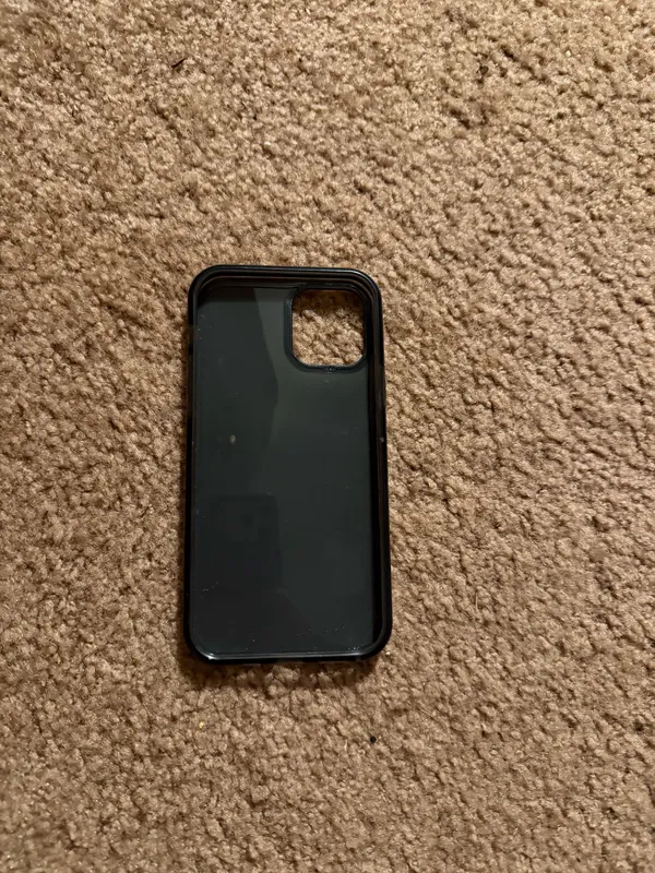 iPhone 12 case - Image 2