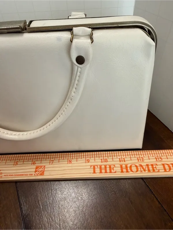 Faux Leather Vintage Change Purses With Handles Sleek White - Image 11