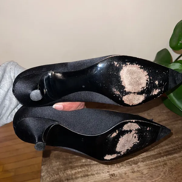 Stuart Weitzman Womens 6.5 Lazo Black Satin Kitten Heel Pointed Toe Shoes Formal - Image 3