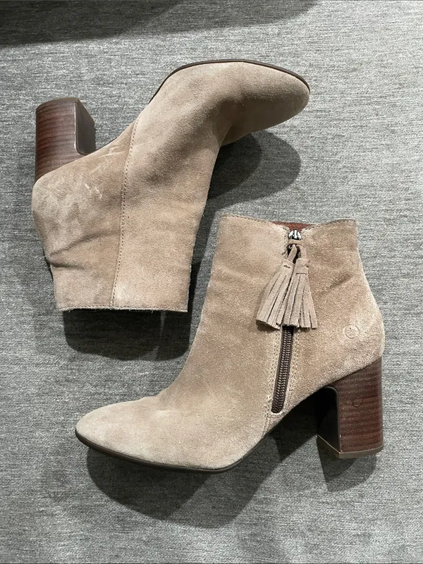 Born Bootie Tassel Taupe Suede Leather Boots Size 8.5 - Image 10