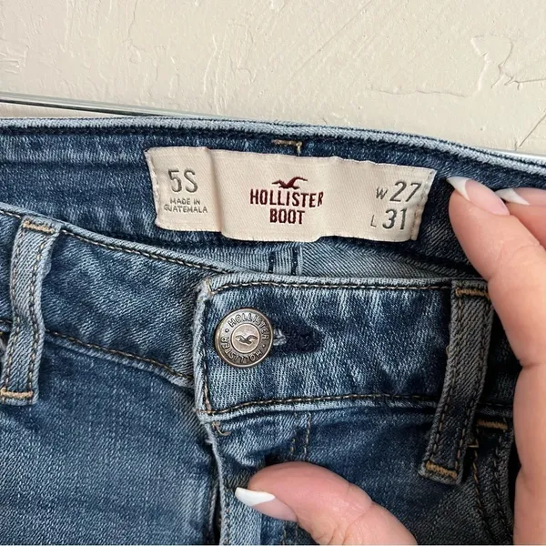 Hollister Boot Cut‎ Short Denim Jeans - Image 4