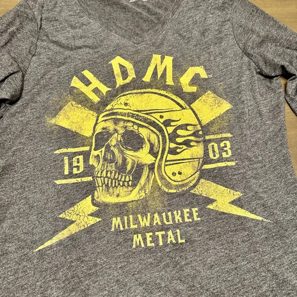 Harley-Davidson Women's HDMC Garage Milwaukee Metal Long Sleeve Gray Tee Medium - Image 2