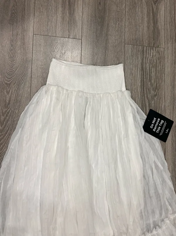 New Lulus Sunny White Smocked Tiered High-Waisted Midi Skirt Size Small MSRP $59 - Image 6