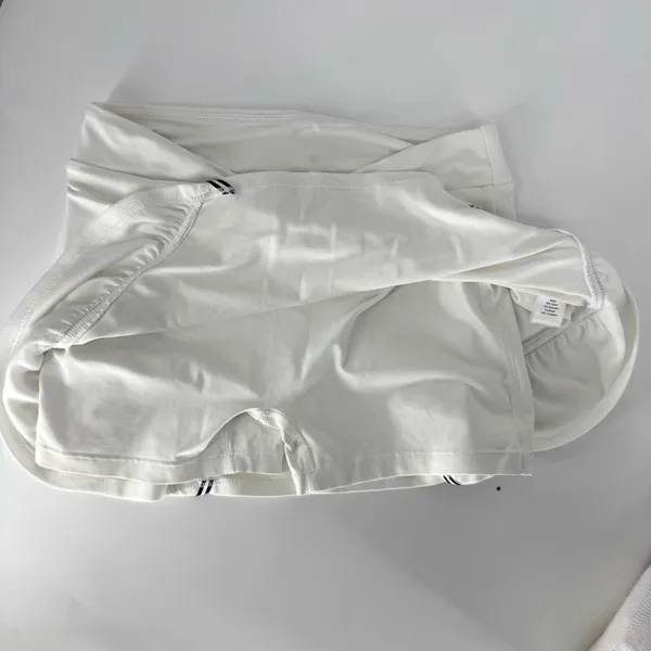 L’Oeuf Poché‎ Baseline Tennis Skort White with Navy Trim Size Small - Image 6