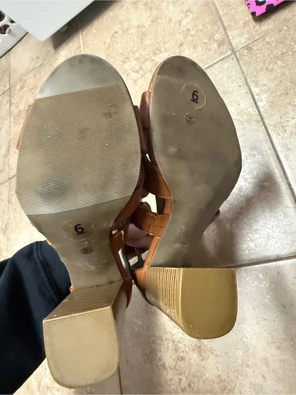 Worthington block heels - Image 5