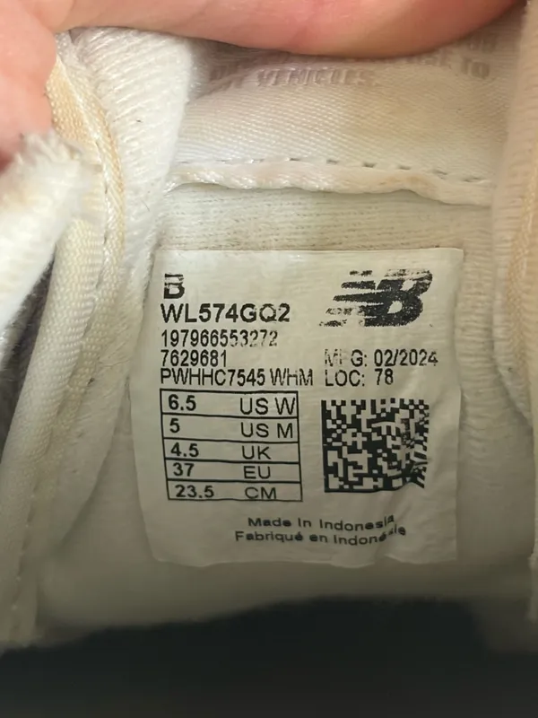 New Balance Shoes - Image 4