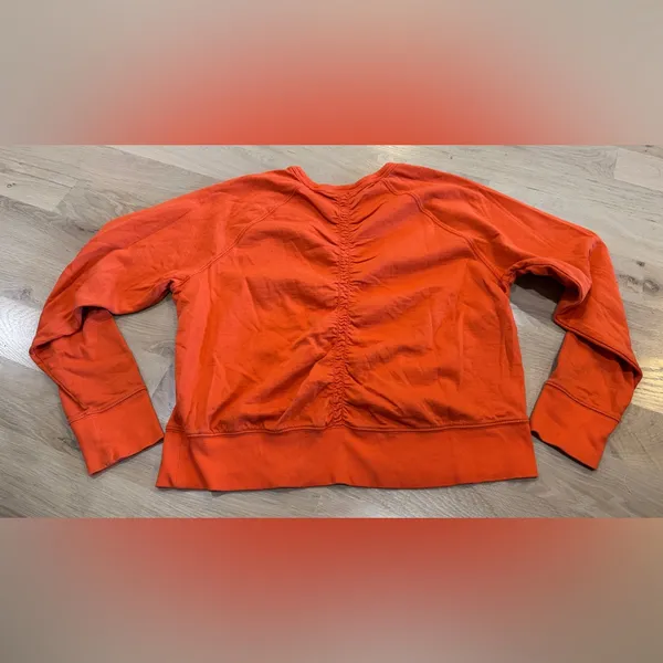Athleta Sundown Puckered Crewneck orange pullover sweatshirt size large - Image 11