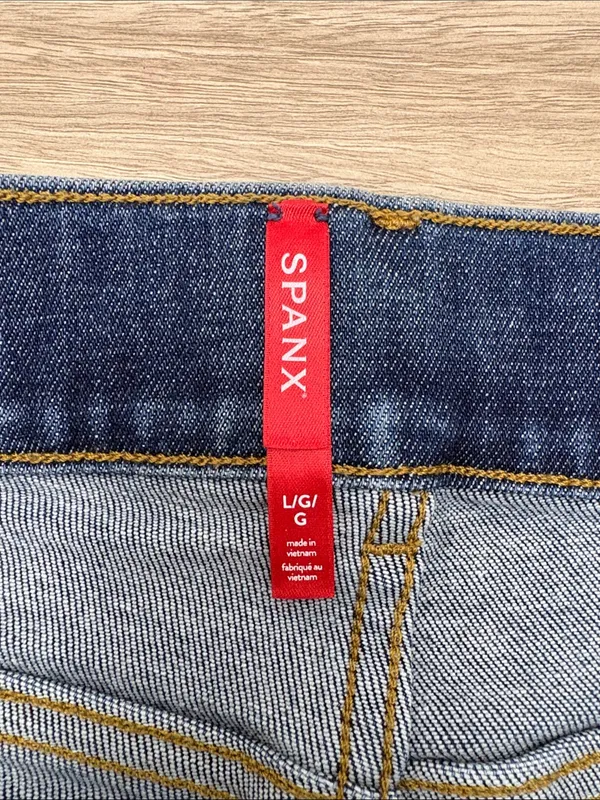Spanx Everywhere Patch Pocket Flare Leg Jeans Women Size Large Tall #20850T - Image 4