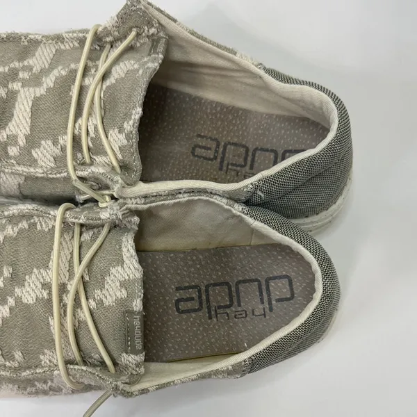 Hey Dude Beige and Cream Patterned Loafers - Image 5