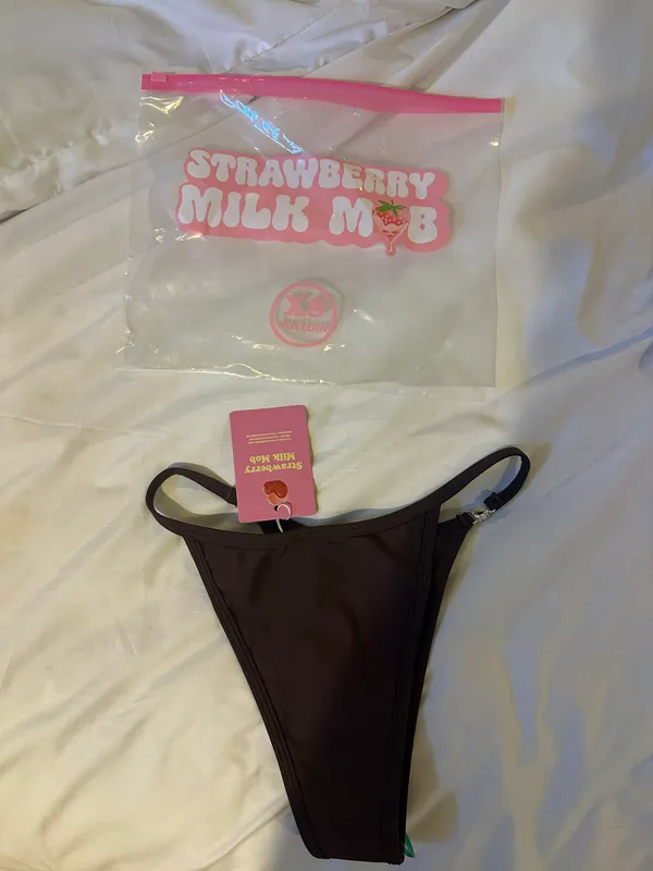 Strawberry Milk Mob Bikini Bottoms Brown Size XS - Image 6