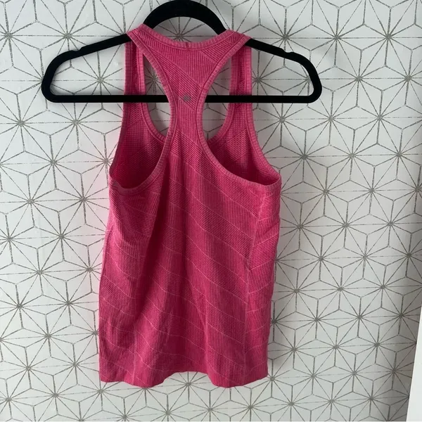 Lululemon Swiftly Tech Tank Pink - Image 3