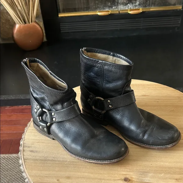 Frye Phillip Harness Short Ankle Boots Womens Size 7 B Black Leather‎ Zip Moto - Image 4