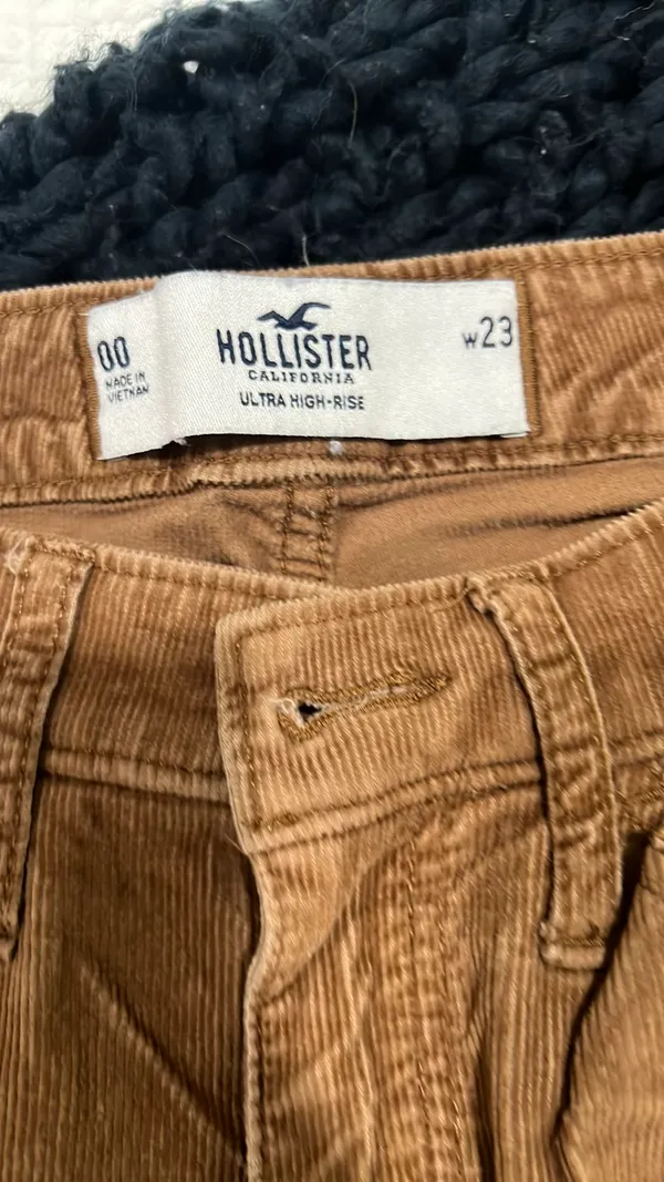 Hollister Jeans Ultra High-Rise - Image 2