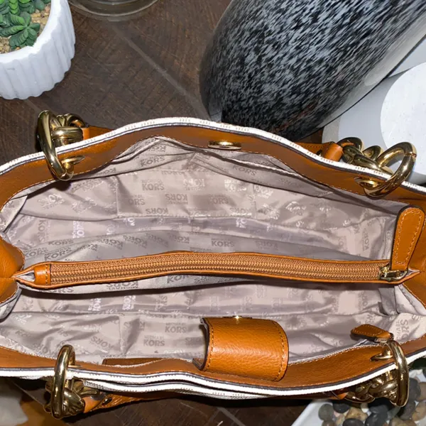 Michael Kors Signature MK Vanilla Acorn Fulton Chain Leather Tote EUC - Image 11