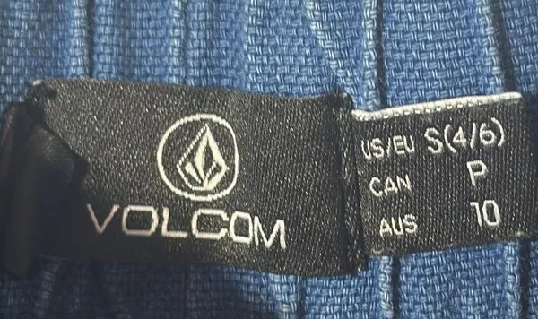 Volcom super cute linen shorts - Image 3