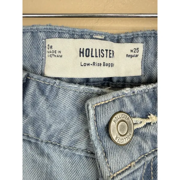 Hollister Women’s Low Rise Baggy Light Wash Jeans Size 0 R Waist 25 Inseam 30 - Image 7