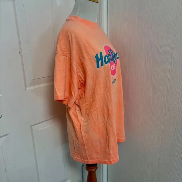 Vintage Hard Rock Cafe Tee Dallas C4* - Image 2