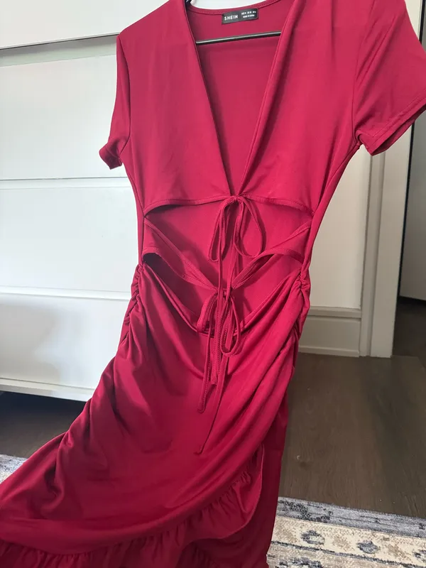 Red front tie ruched mini dress Size M - Image 3