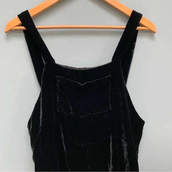 Reformation Velvet Romper in Black M - Image 3