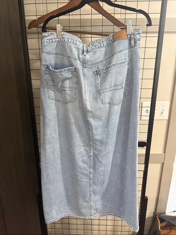 American Eagle Light Wash Denim Jeans Skirt - Image 2