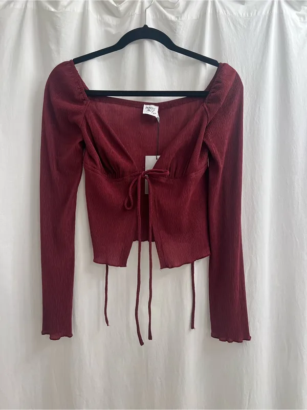 Princess Polly Burgundy Chantria Tie-Front Long Sleeve Crop Top - Image 2
